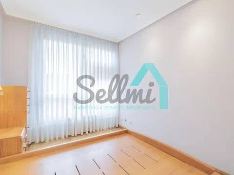 Pis de 83 m² a Oviedo
