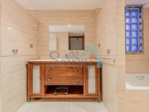 Habitación 194 m², Oviedo