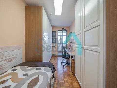 Piso de 87 m² en Oviedo