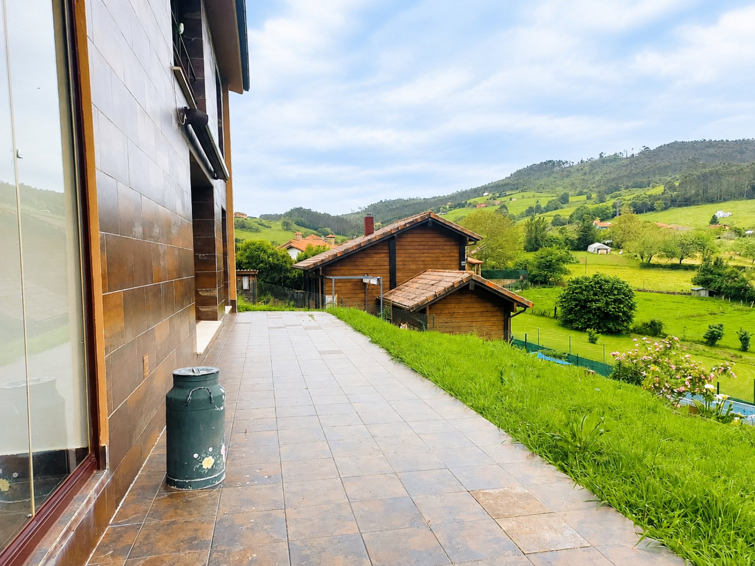 Casa de 215 m² en Villaviciosa