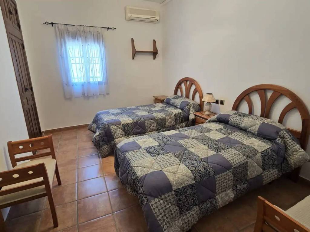 Casa de 95 m² en Úbeda