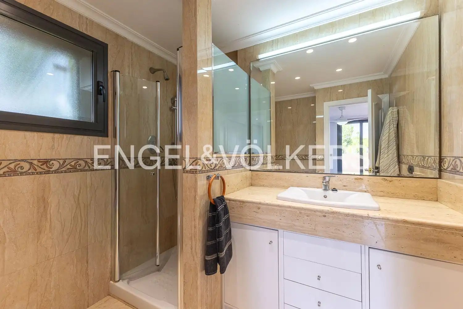 Casa de 182 m² a Xiva