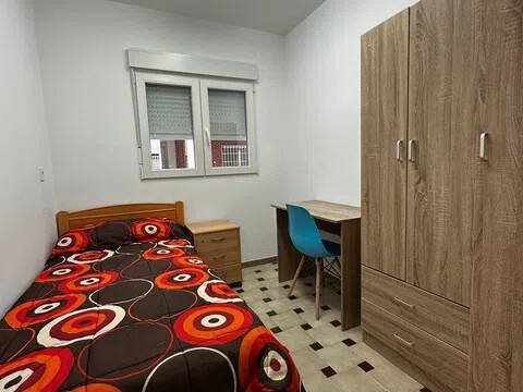 Habitación 112 m², Jaén