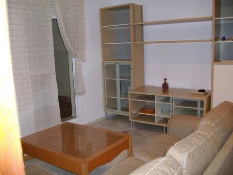 Piso de 50 m² en Tomares