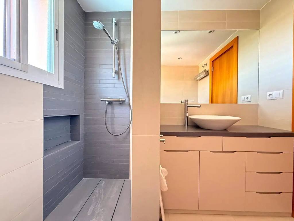 Casa de 151 m² a Tomares