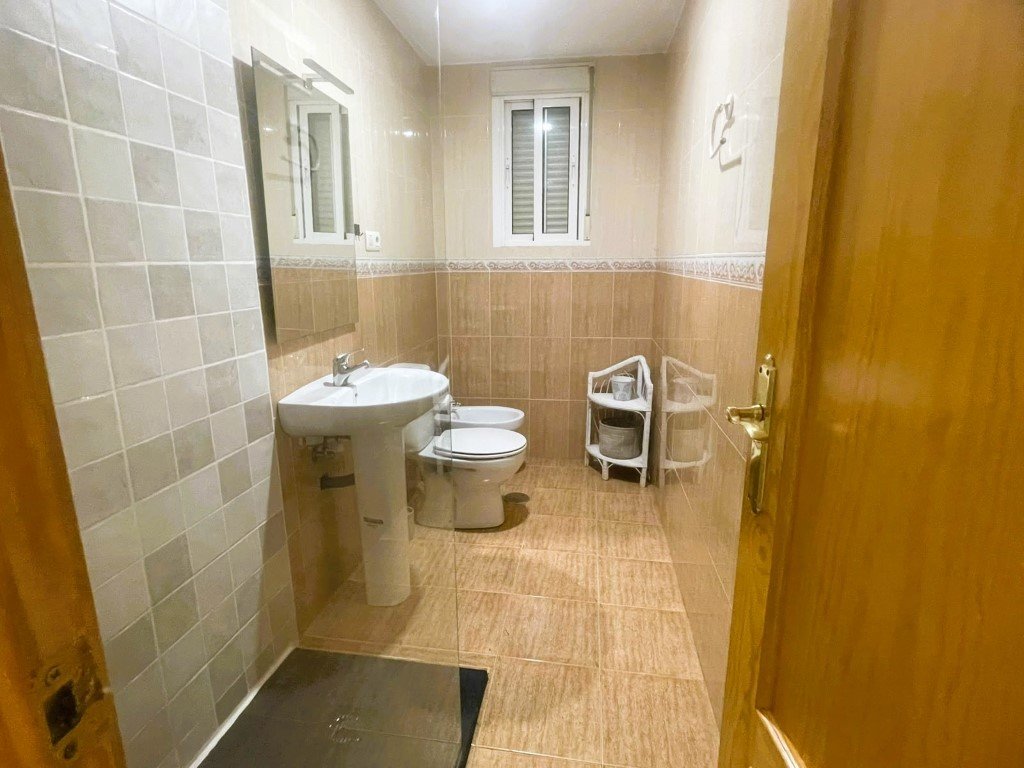 Piso de 102 m² en Granada