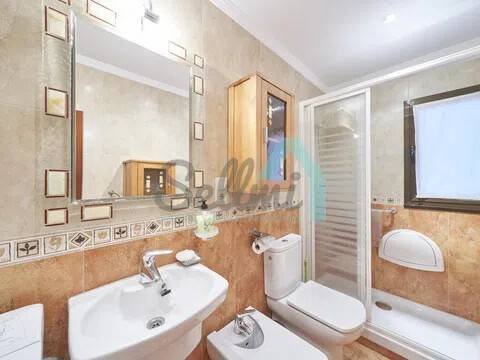 Piso de 84 m² en Oviedo