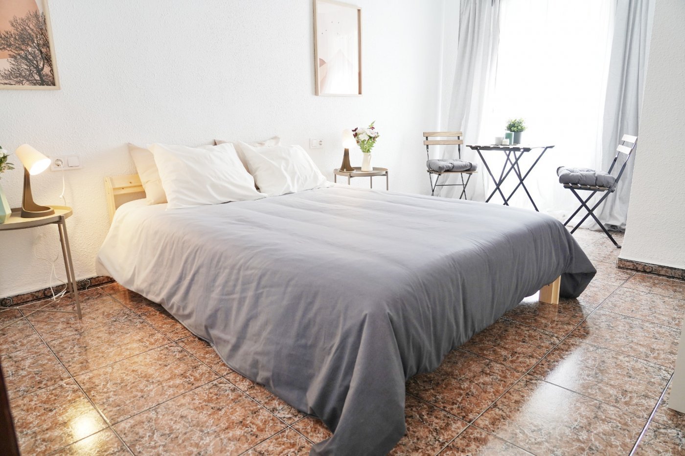 Zimmer 77 m², Valencia