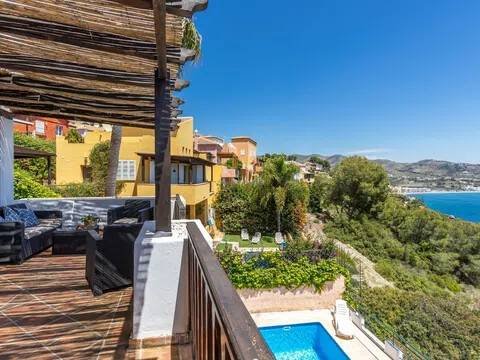 Casa de 300 m² en Almuñécar
