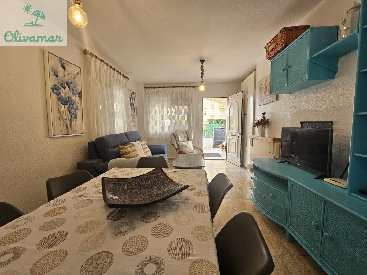 Casa de 100 m² a Oliva