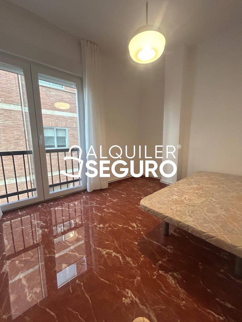 Piso de 101 m² en Granada