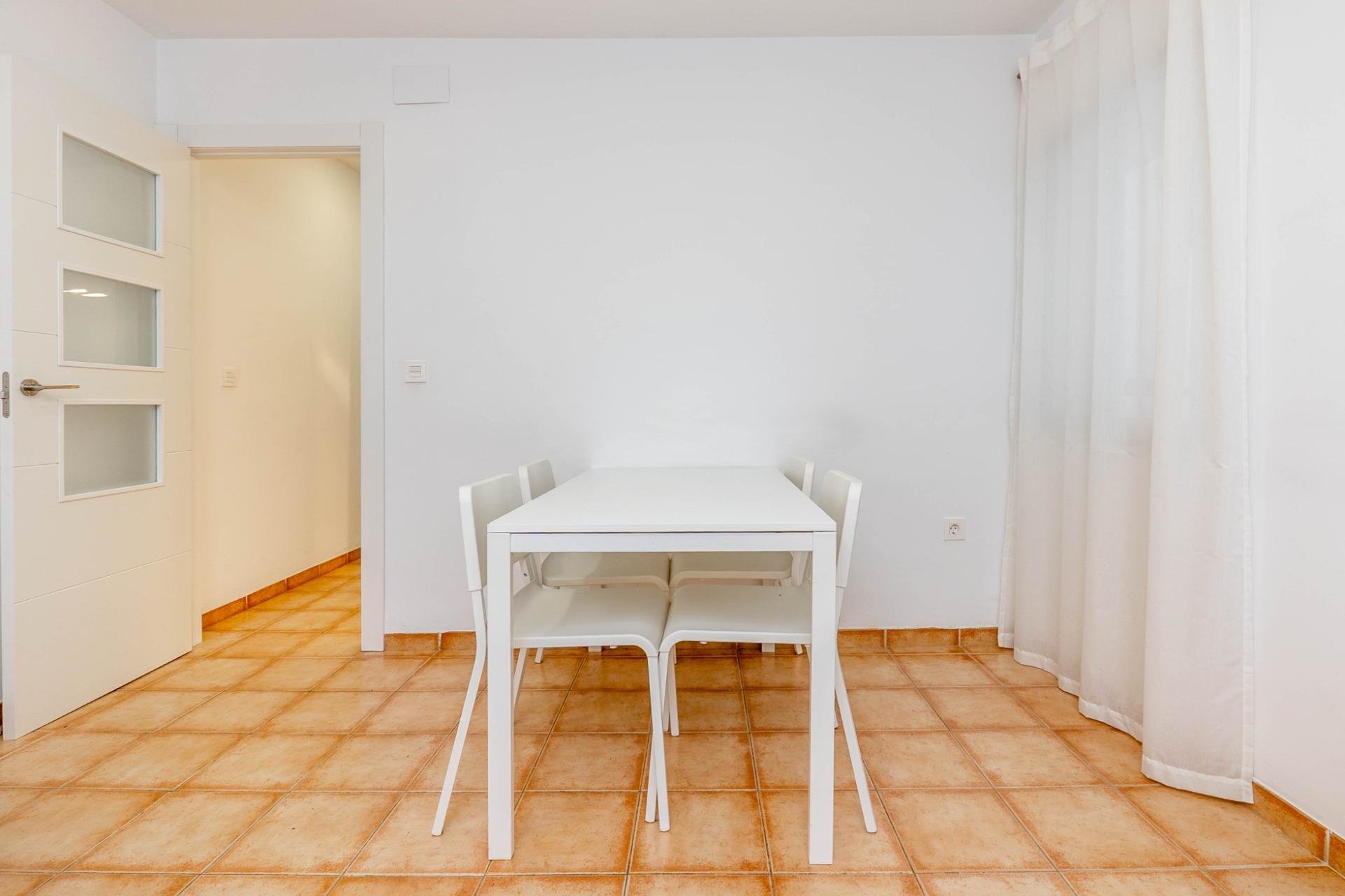 Piso de 84 m² en Granada