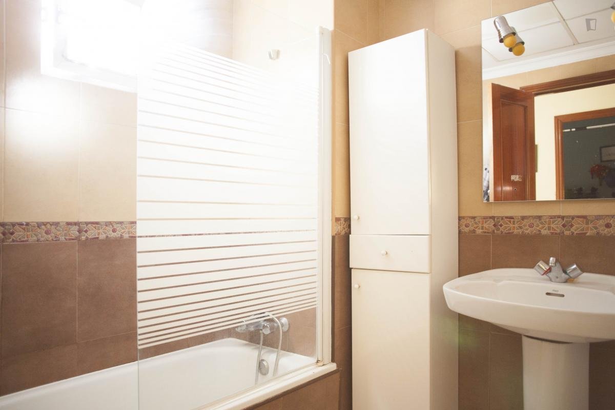 Habitación en alquiler, Sanlúcar la Mayor