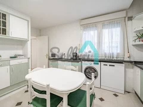 Piso de 86 m² en Oviedo