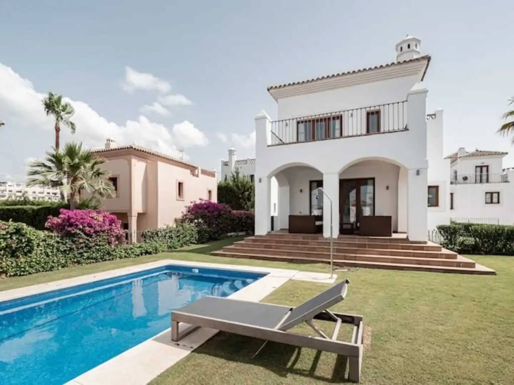 Casa de 180 m² en Estepona