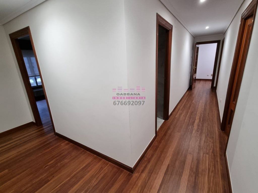 Piso de 140 m² en Vigo