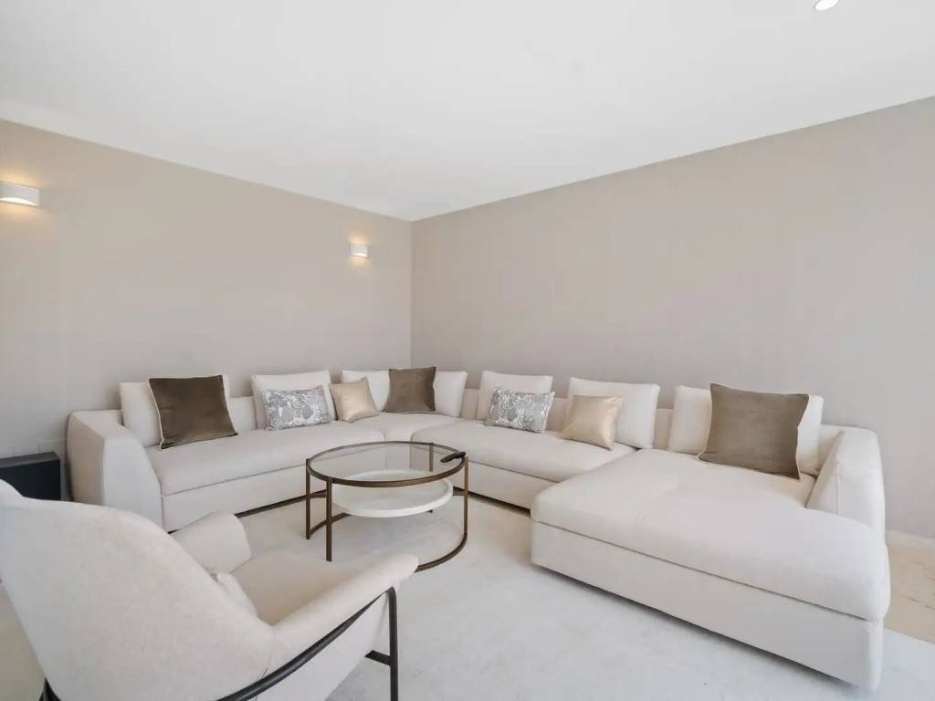 Casa de 414 m² en Marbella