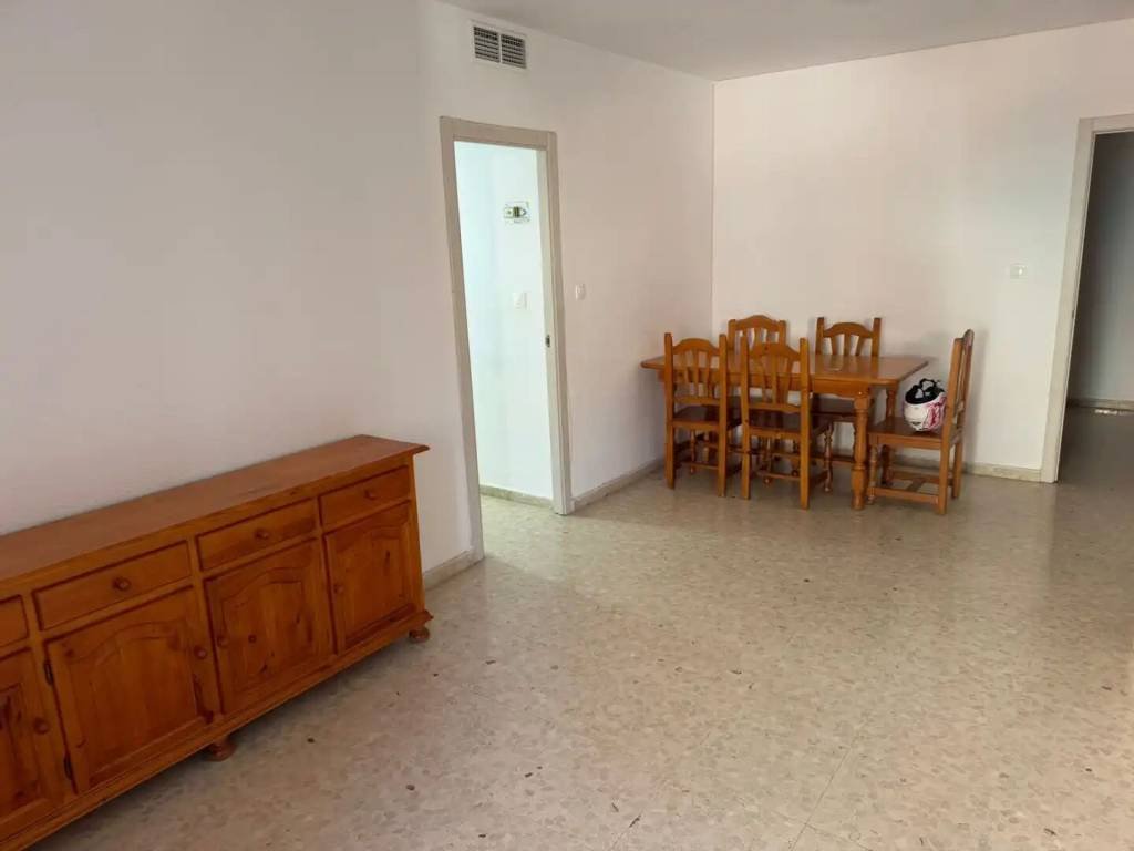 Piso de 90 m² en Granada