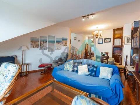 Piso de 120 m² en Castropol