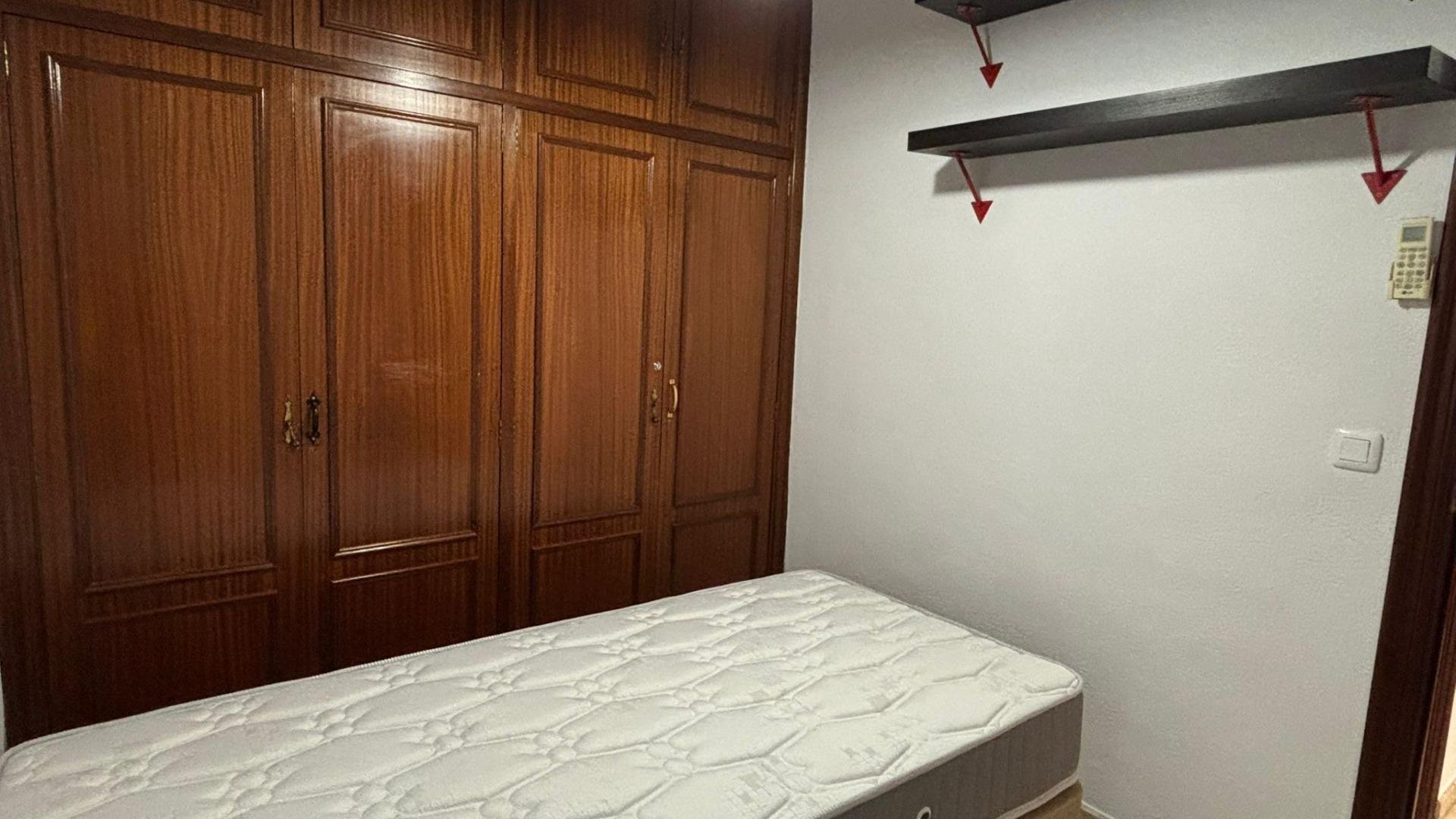 Habitación 68 m², Sevilla