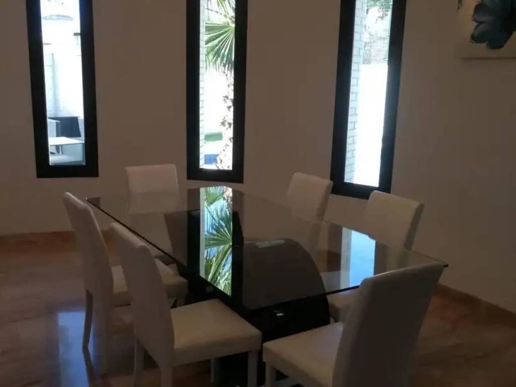 Casa de 550 m² en Dos Hermanas