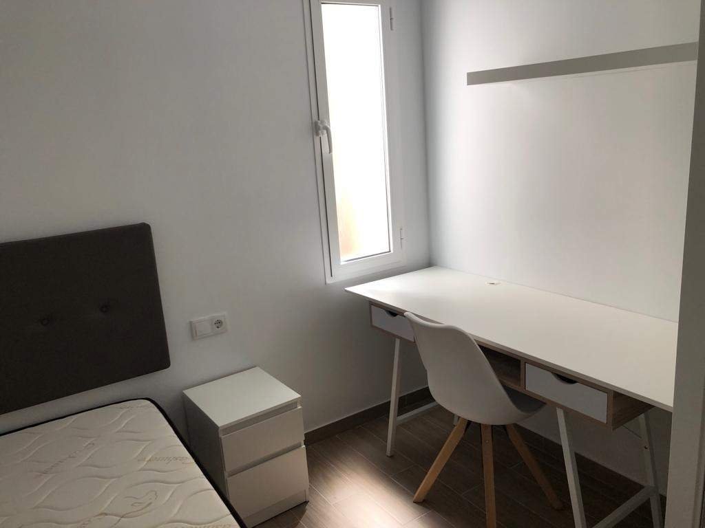 Habitación 130 m², Elche