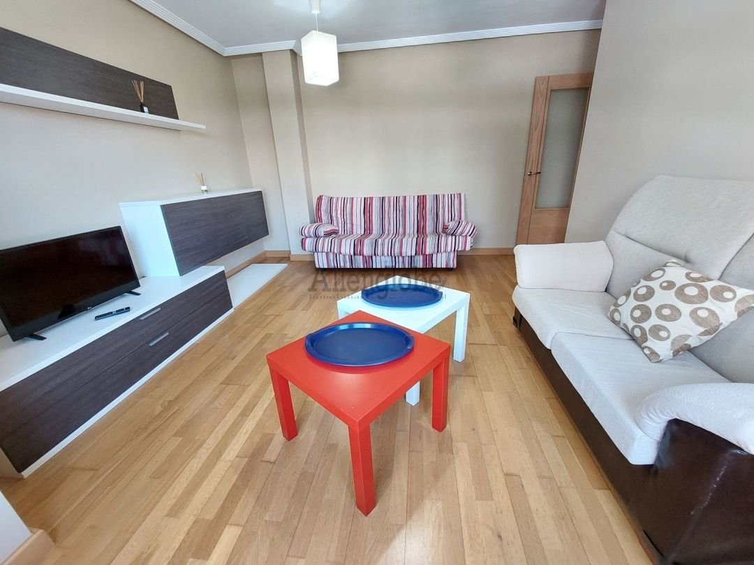 Piso de 58 m² en Oviedo