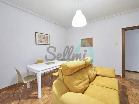 Pis de 112 m² a Oviedo