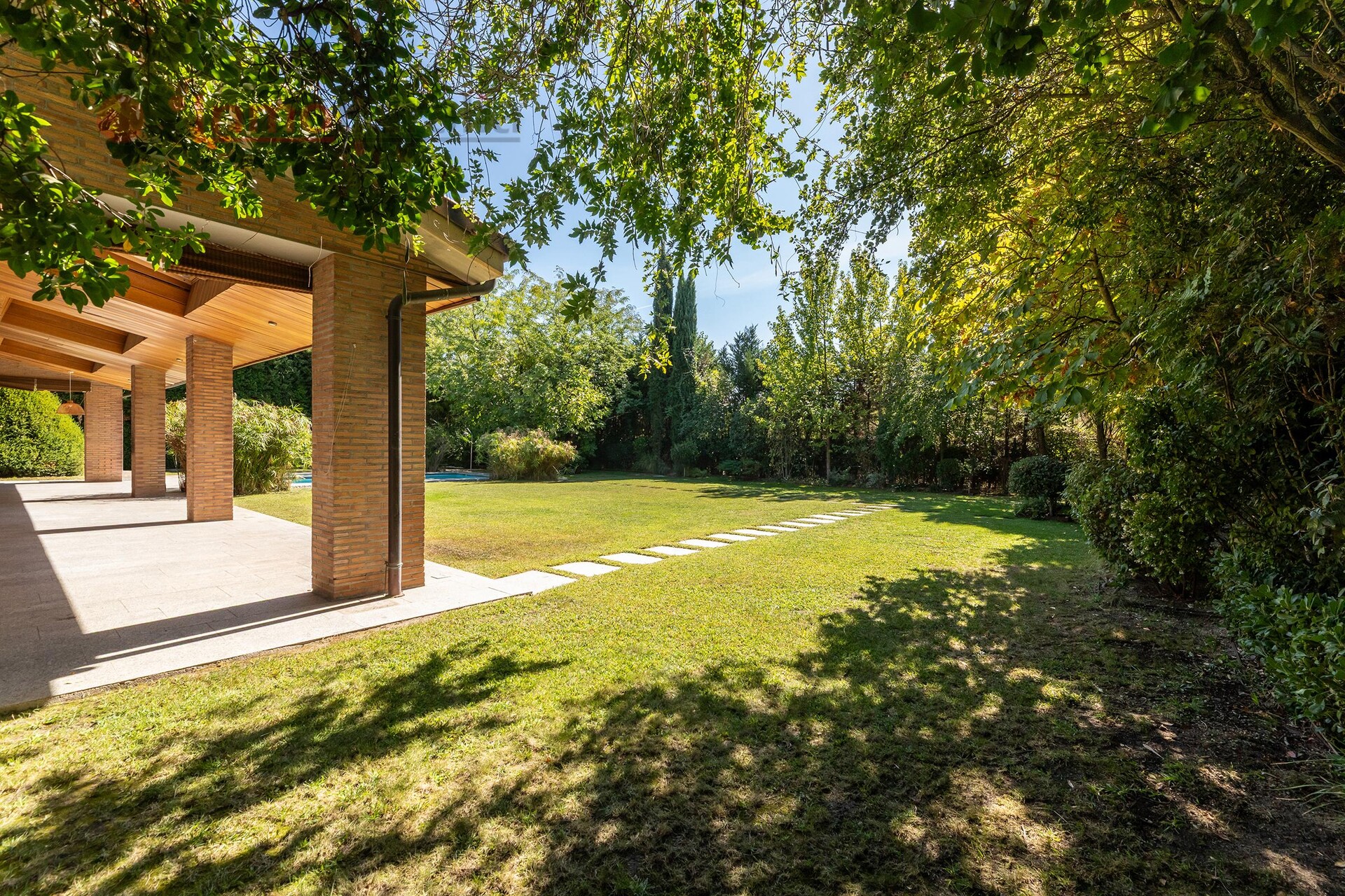 Pis de 800 m² a Pozuelo de Alarcón
