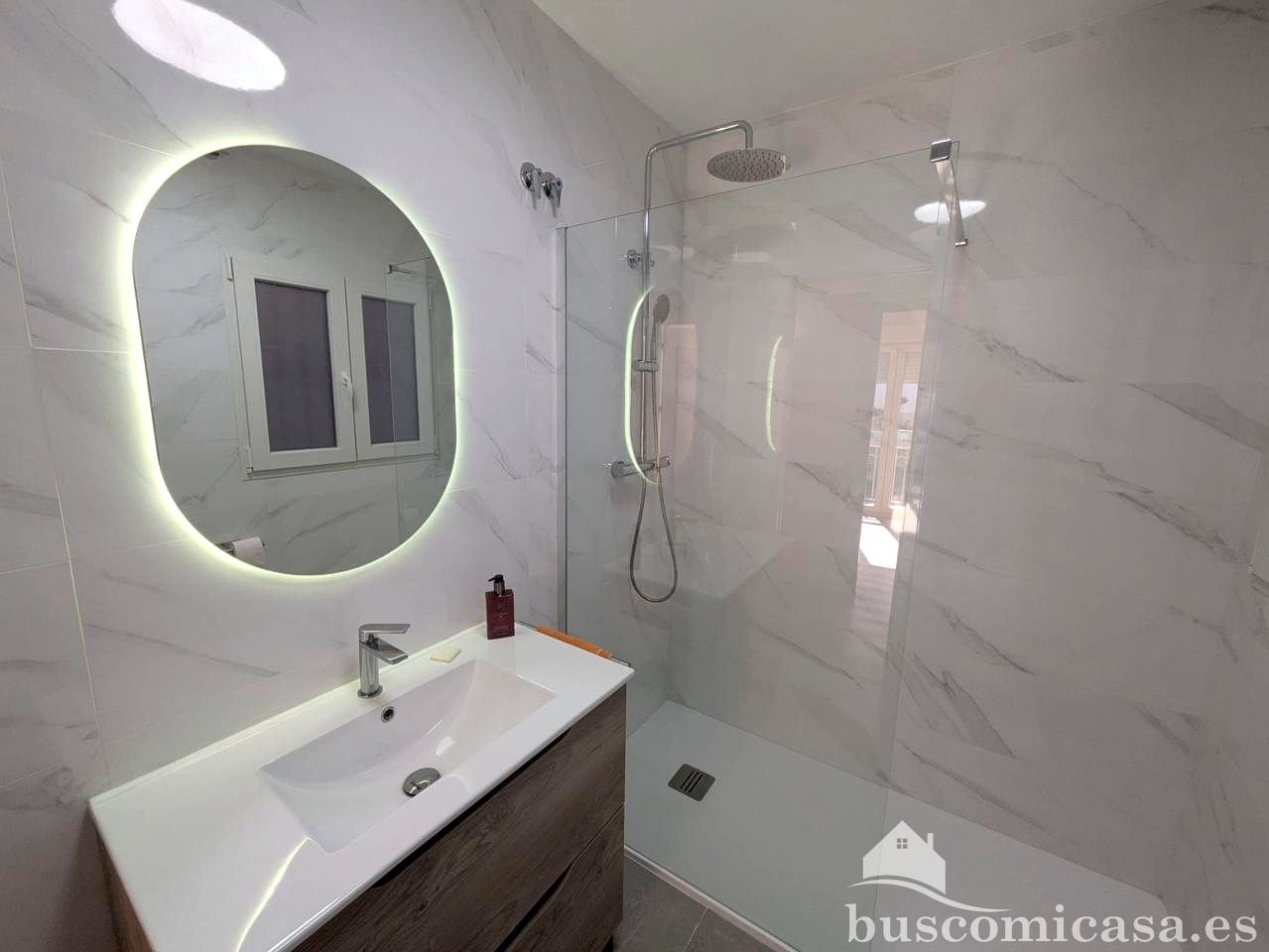 Piso de 75 m² en Linares