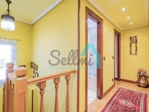Piso de 125 m² en Oviedo