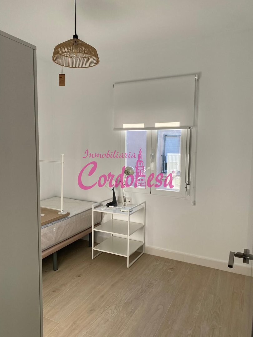 Pis de 50 m² a Còrdova