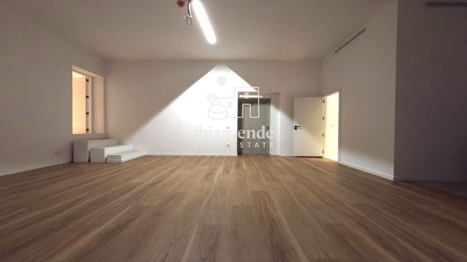 Дом 595 м² в Santa Eulària des Riu