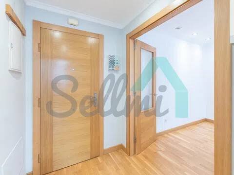 Pis de 82 m² a Oviedo