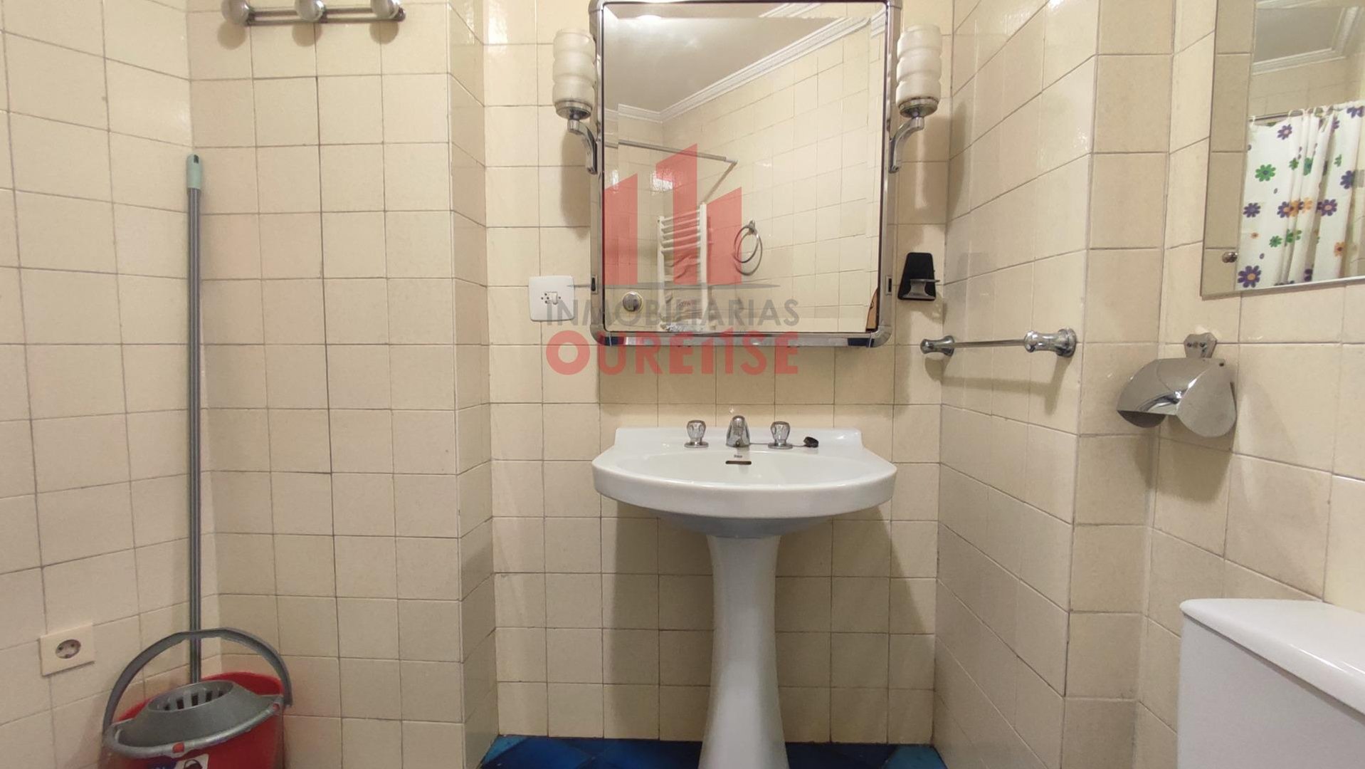 Habitación 94 m², Ourense