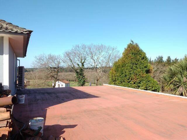 Casa de 500 m² en Oroso