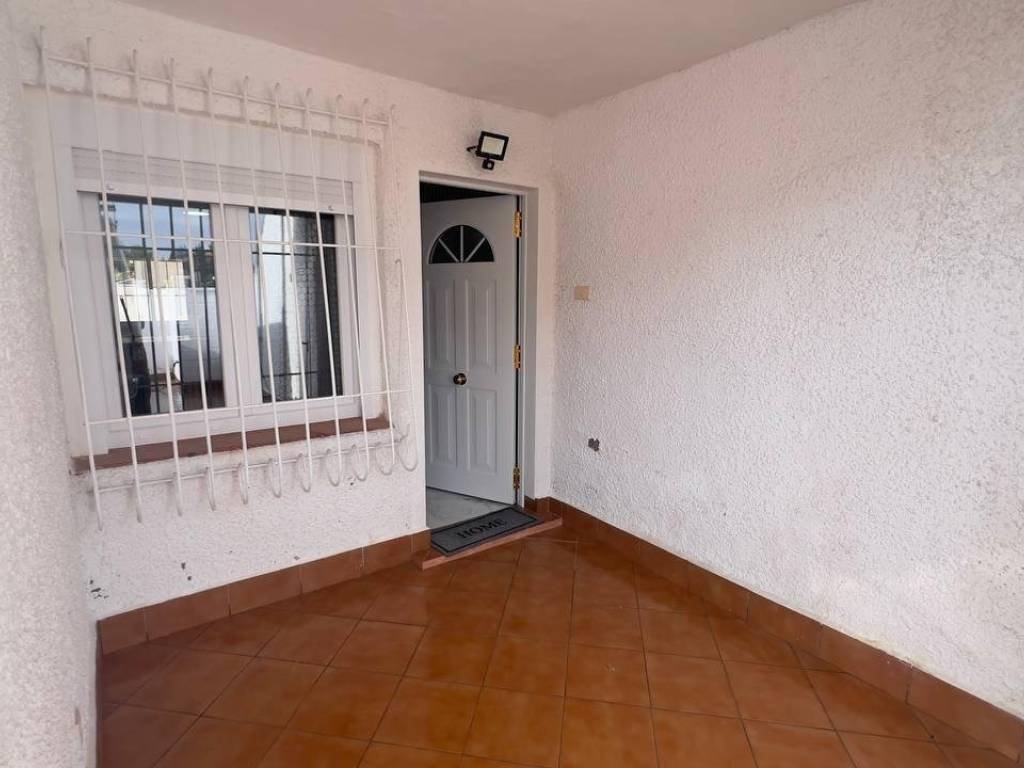 Casa de 80 m² a Oriola
