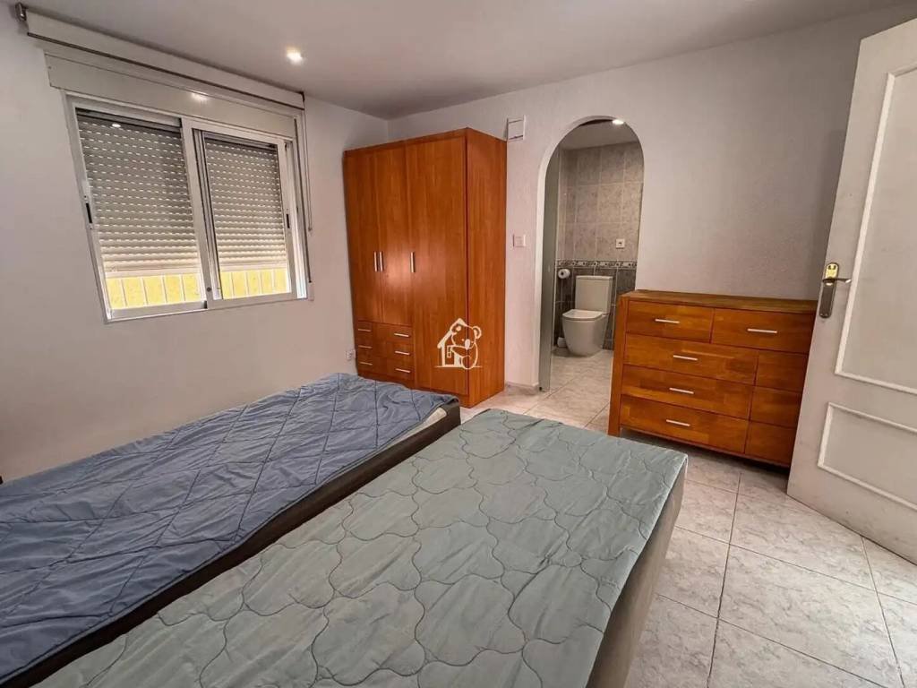 Casa de 90 m² en Orihuela