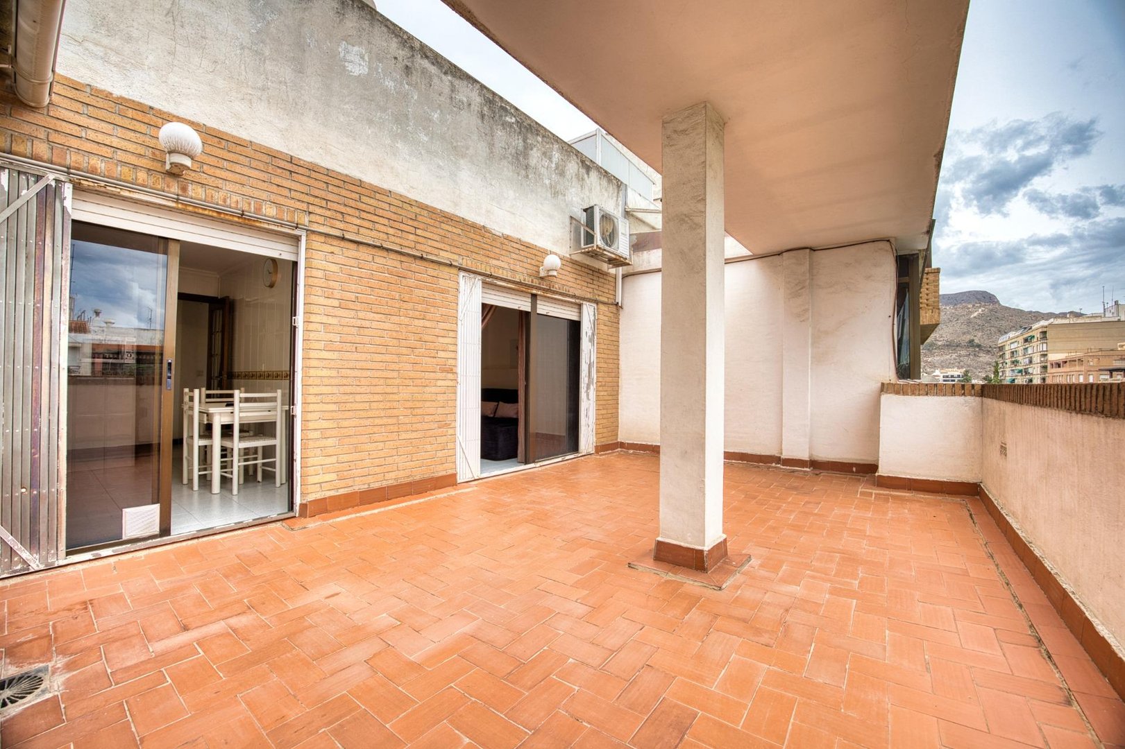 Pis de 90 m² a Oriola