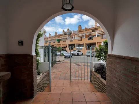 House 230 m² in Casares