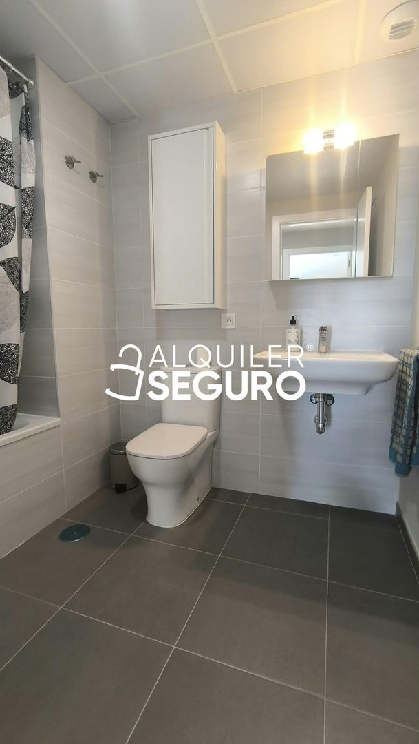 Piso de 60 m² en Sevilla