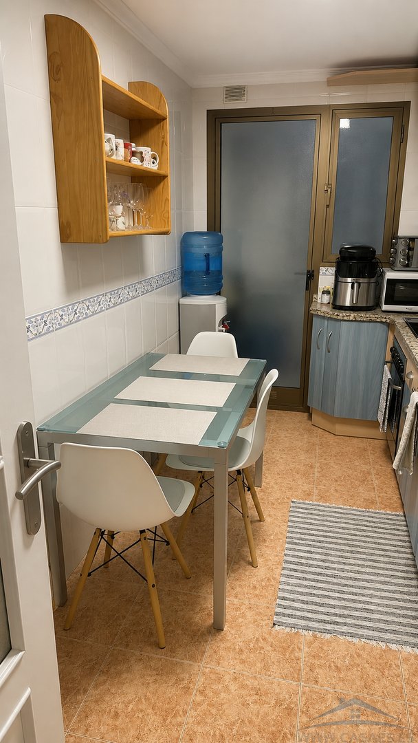Piso de 90 m² en Roquetas de Mar