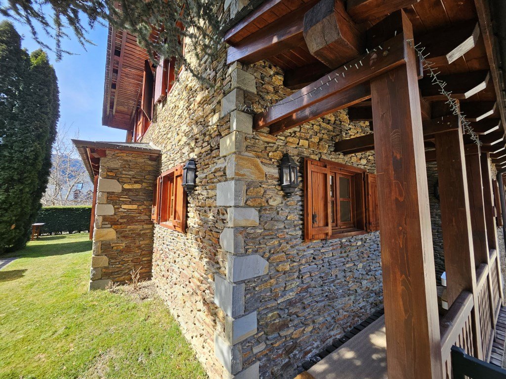 Piso de 290 m² en Viella Mitg Arán