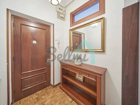 Piso de 80 m² en Oviedo