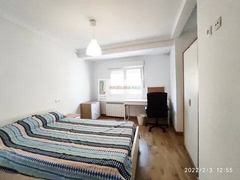 Pis de 130 m² a Oviedo