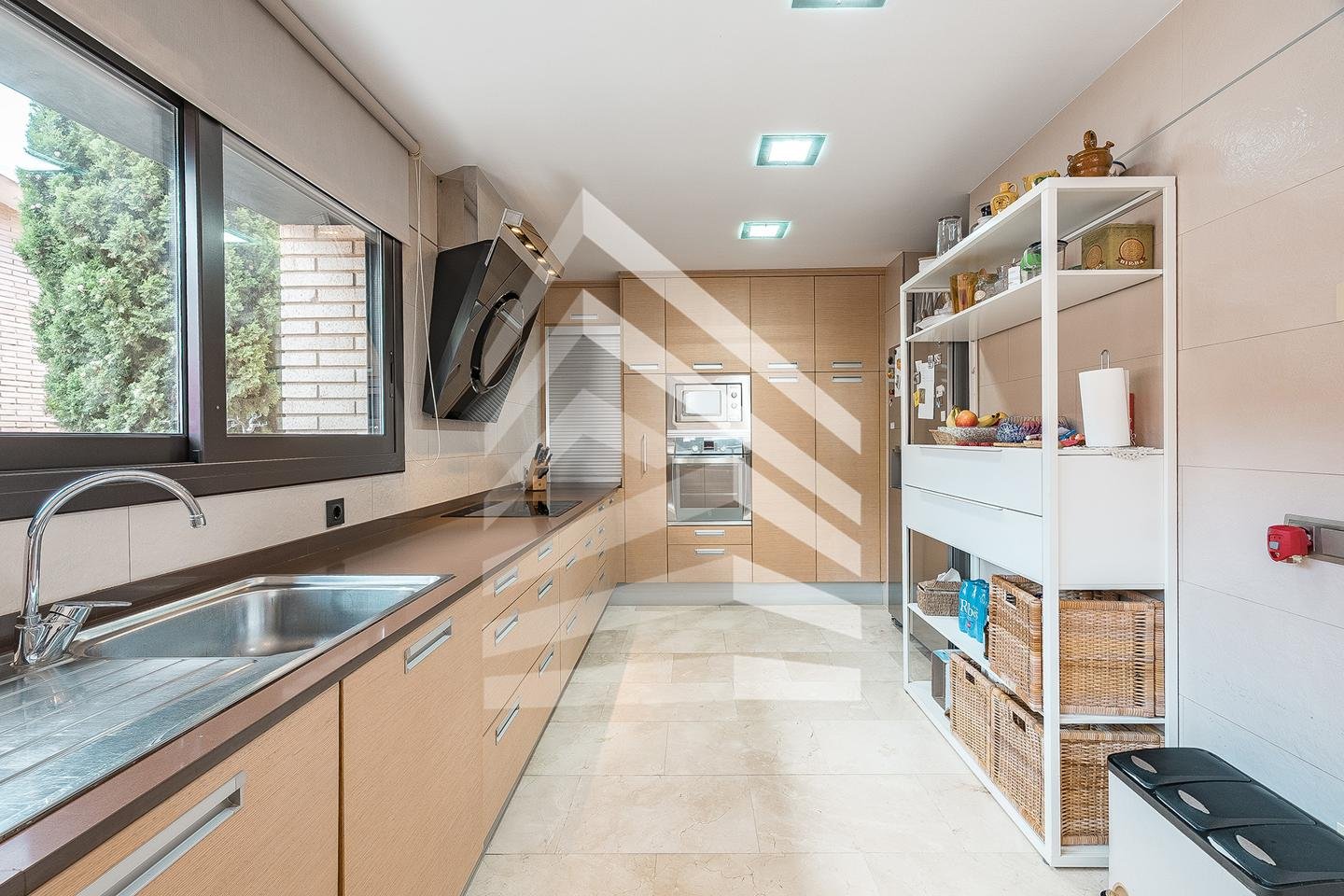 Haus 228 m² in Sant Just Desvern
