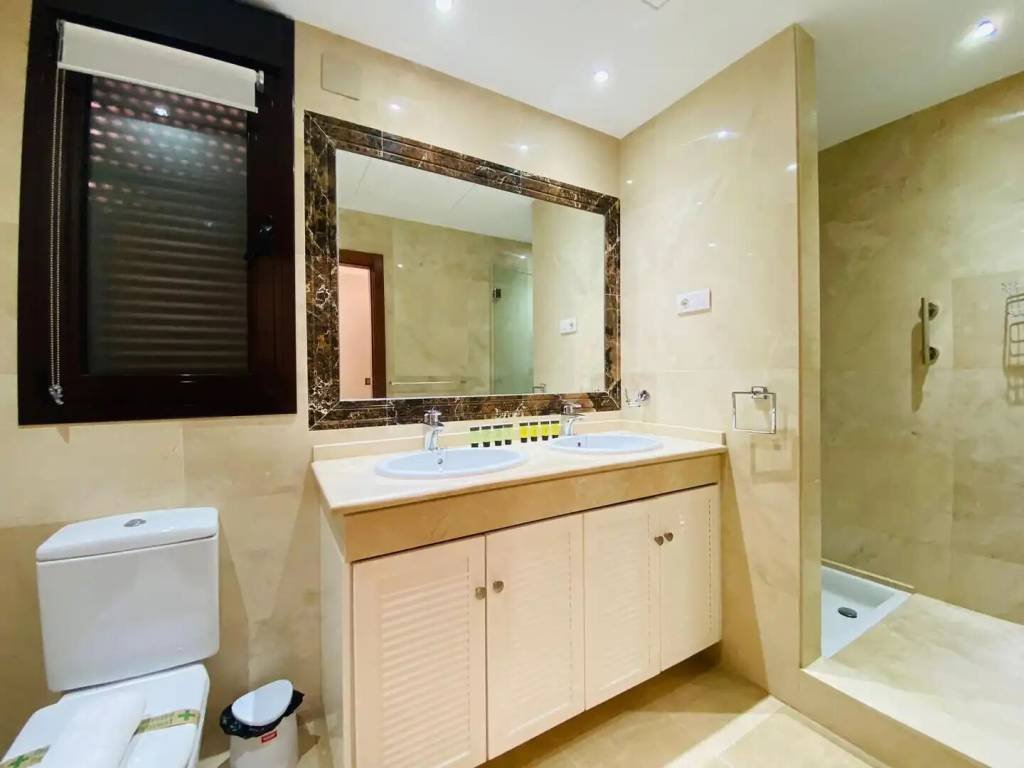 Casa de 200 m² a Estepona