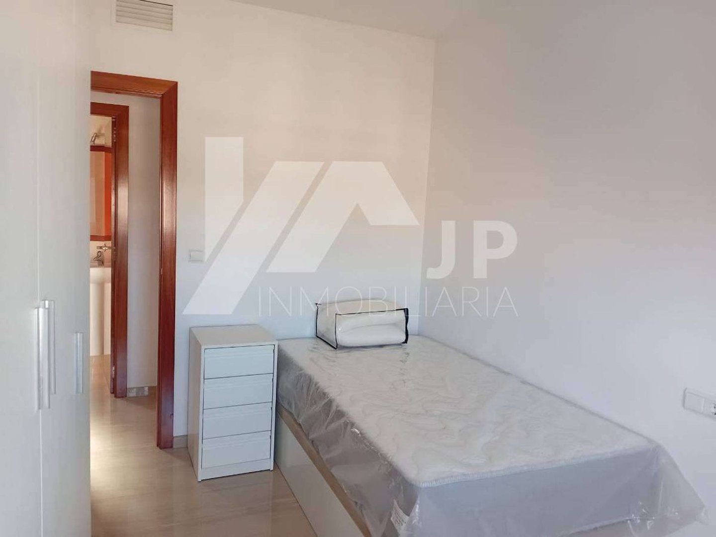 Piso de 120 m² en Granada