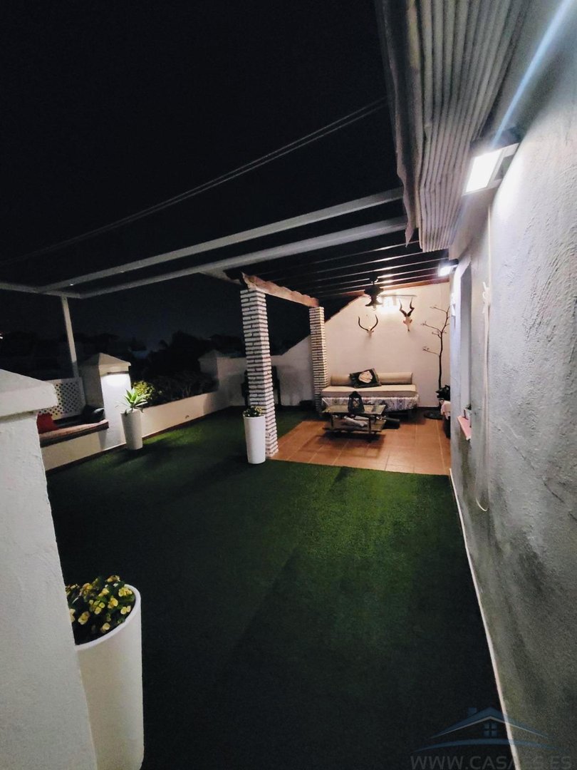 Piso de 130 m² en Roquetas de Mar