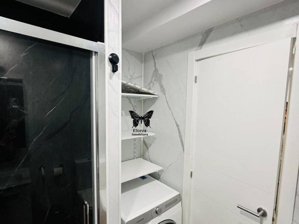 Pis de 44 m² a Oviedo